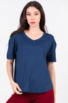 T - Shirt Met V - Hals En Afgeronde Zoom — Marineblauw
