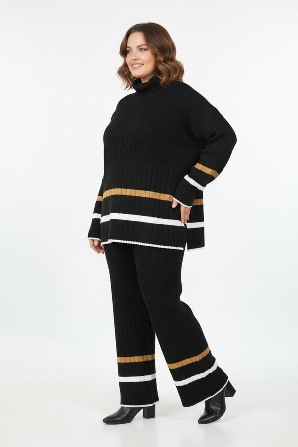 Black Knit Two‑Piece Set With Contrast Stripes