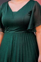 Glitzerndes Abendkleid In Großen Größen — Smaragd