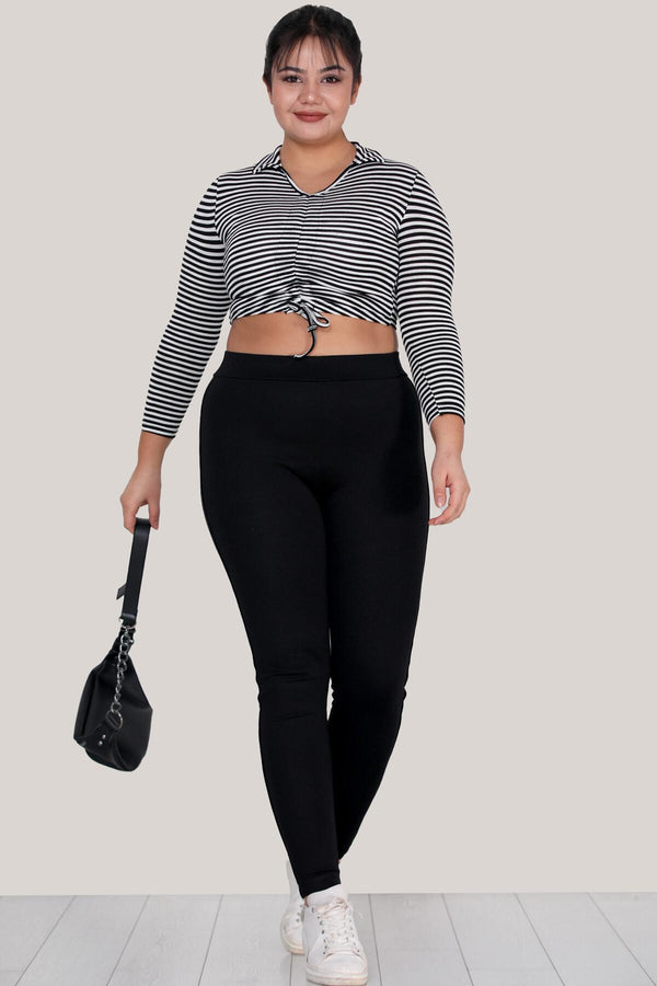 Plus - Size Legging — Zwart