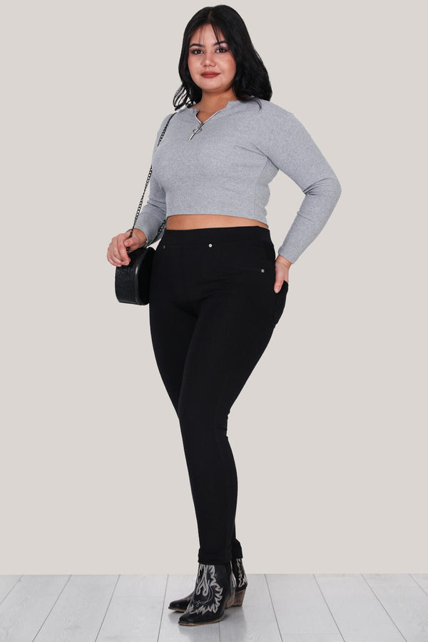 Plus - Size Legging — Zwart