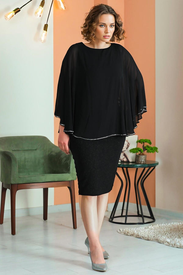 Plus - Size Korte Chiffonjurk Met Glitter — Zwart