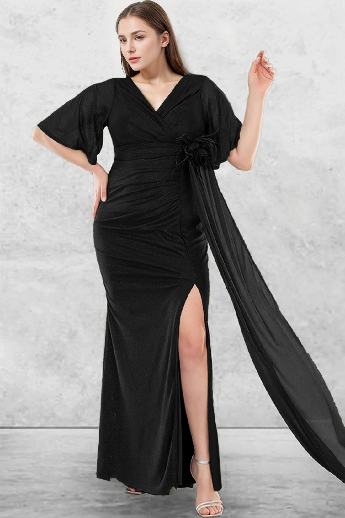 Langes Abendkleid In Großen Größen Mit Schimmer — Schwarz