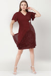 Plus‑Size Midi - Jurk Met Taillebroche — Bordeaux