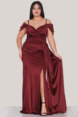 Plus - Size Satijnen Avondjurk Met Bandjes — Bordeaux