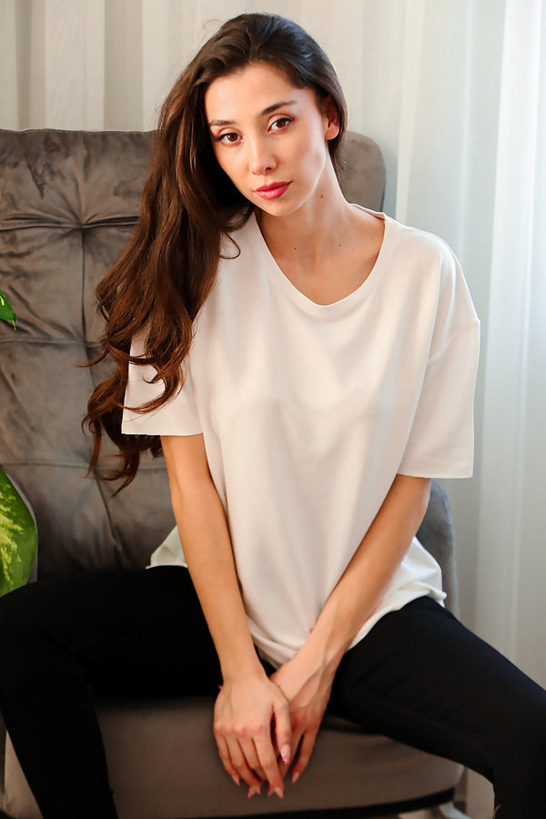 T - Shirt Met Afgeronde Zoom En Ronde Hals – Off - White