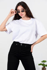 Kadın Yan Yırtmaçlı Bisiklet Yaka Oversize Tshirt  Ekru