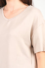 T - Shirt Met V - Hals En Ovalen Zoom — Taupe