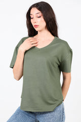 T - Shirt Met V - Hals En Ovalen Zoom — Khaki