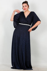 Avondjurk In Grote Maten Met Stenen Band In Taille — Marineblauw