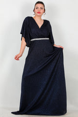 Avondjurk In Grote Maten Met Stenen Band In Taille — Marineblauw