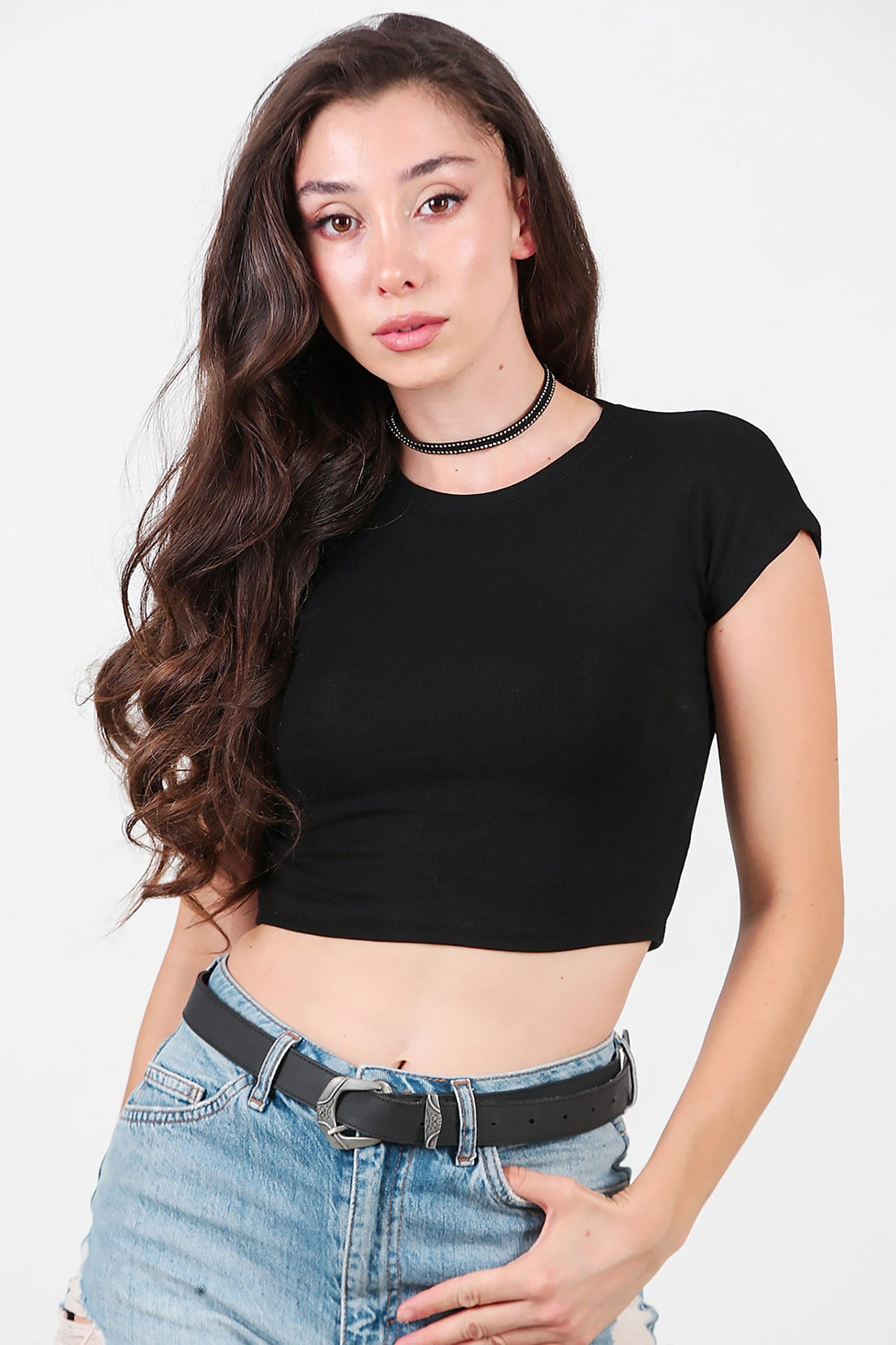 Kadın Düşük Omuz Kısa Tshirt  Siyah