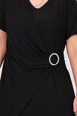 Plus - Size Korte Avondjurk Met Taillegesp, Zwart