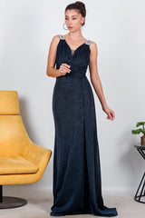 Glänzendes Maxikleid Mit Schulterdetail — Marineblau