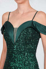 Langes Pailletten - Abendkleid Mit Satinkragen – Smaragd