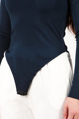 Body Mit Quadratischem Ausschnitt Und Hemdchen – Marineblau