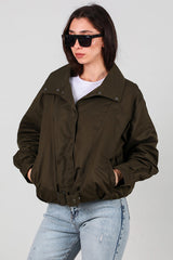 Korte Trenchcoat Met Plooidetail En Drukknopen — Khaki