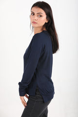 Ronde - Hals Blouse In Strawberry - Stof — Donkerblauw