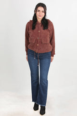 Denim - Hose Mit Steinbesetztem, Fransigem Saum