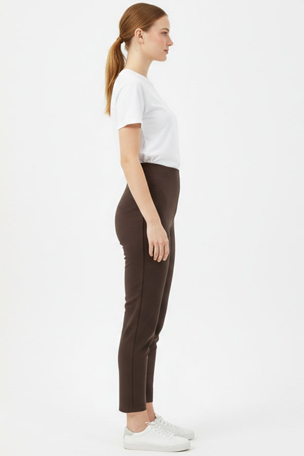 Kreppbroek Met Hoge Taille En Smalle Pijpen - Bruin