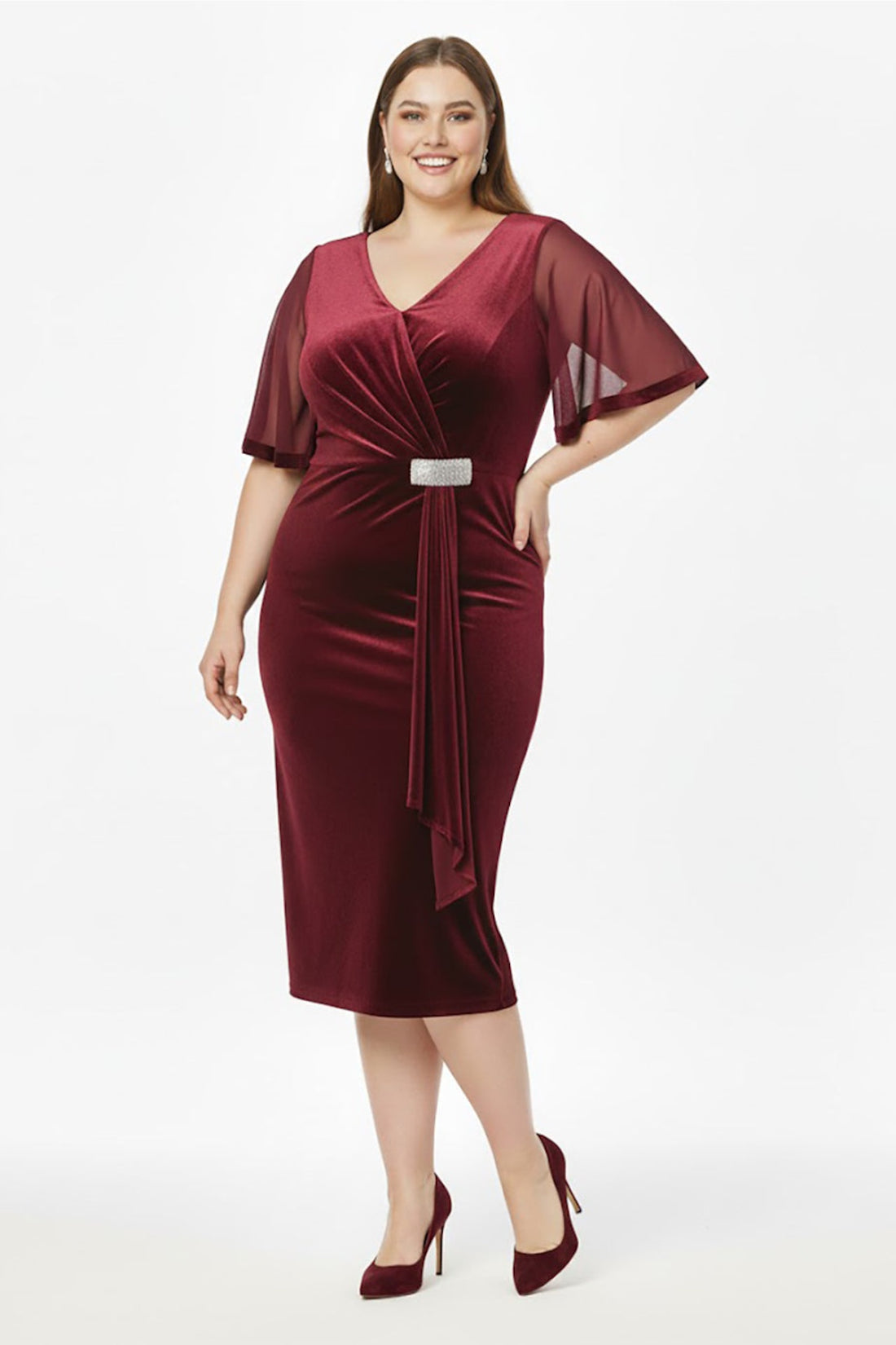 Samt - Abendkleid In Großen Größen Mit Steinbesetzter Taille Und Tüllärmeln — Bordeaux