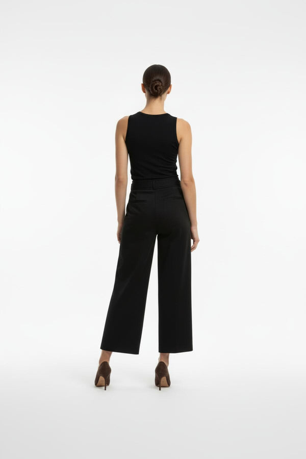 Wijde Pantalon Met Voorplooien En Gesp — Zwart