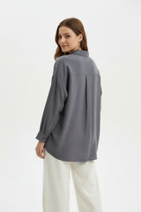 Oversized Overhemd Met Knopen — Antraciet