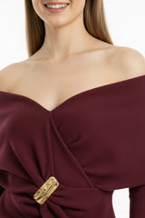 Bordeaux Sjaalkraagblouse Met Goudkleurig Detail