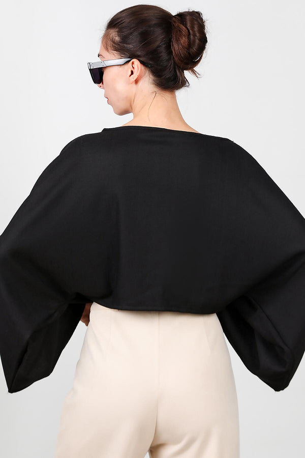 Zwarte Blouse Met Boothals En Vleermuismouwen