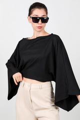 Zwarte Blouse Met Boothals En Vleermuismouwen