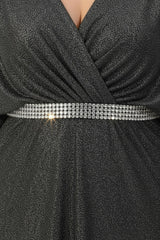 Langes Abendkleid In Großen Größen Mit Steinbesatz An Der Taille Und Banddetails — Grau