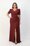 Langes Abendkleid In Großen Größen Mit Taillendetail Und Kurzen Ärmeln — Bordeaux