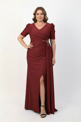 Plussize Lange Avondjurk Met Tailledetail En Korte Mouwen — Bordeaux