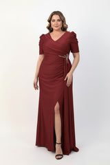 Plussize Lange Avondjurk Met Tailledetail En Korte Mouwen — Bordeaux