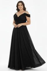 Langes Plissiertes Abendkleid Mit Kettenträgern – Schwarz (Große Größen)