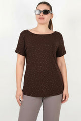 Plus - Size - Bluse Mit Bootsausschnitt Und Silbernen Steinen – Braun