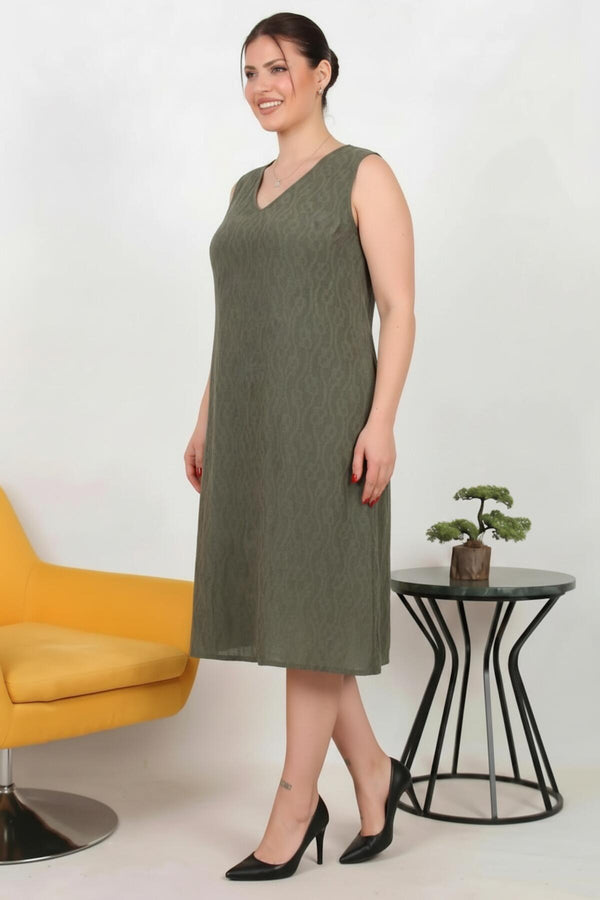 Viscosejurk In Grote Maten Met Kruisdetail Op De Rug – Khaki