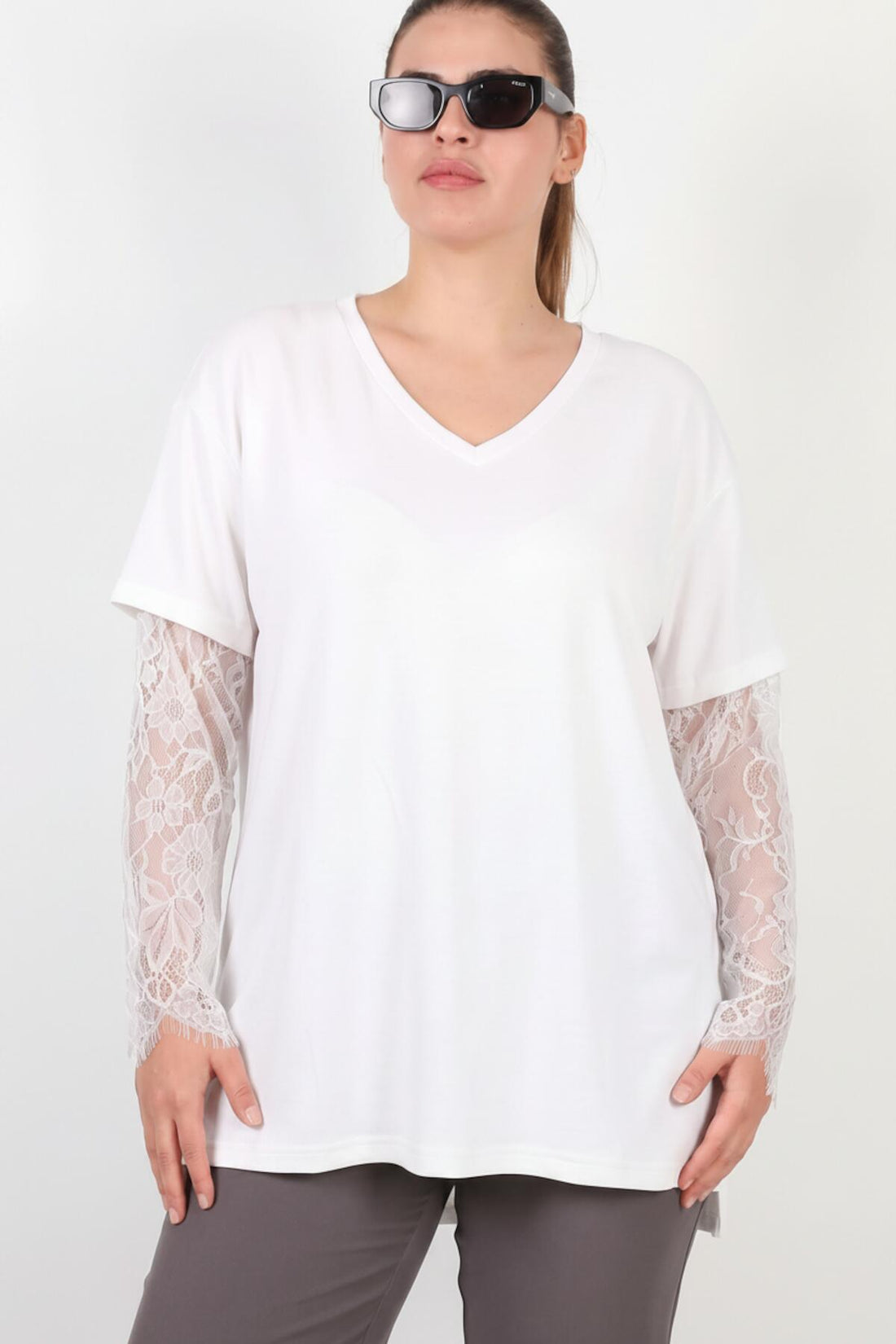 V - Hals Blouse Met Kanten Mouwen – Grote Maten, Wit