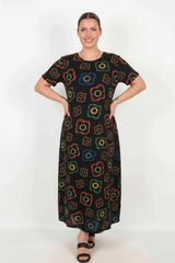 Gemustertes Kurzarmkleid In Großen Größen