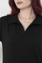 Langes Kleid Mit Kragen Und Schlitz — Schwarz
