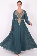 Langes Abendkleid Mit Steinbesatz – Mint – Große Größe