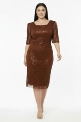 Robe De Soirée Grande Taille À Paillettes Et Perles, Manches Longues, Encolure Carrée — Marron