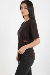 Bruine Blouse Met Accessoire - Detail