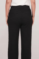 Plus - Size Wijdvallende Broek Met Golfdessin — Zwart