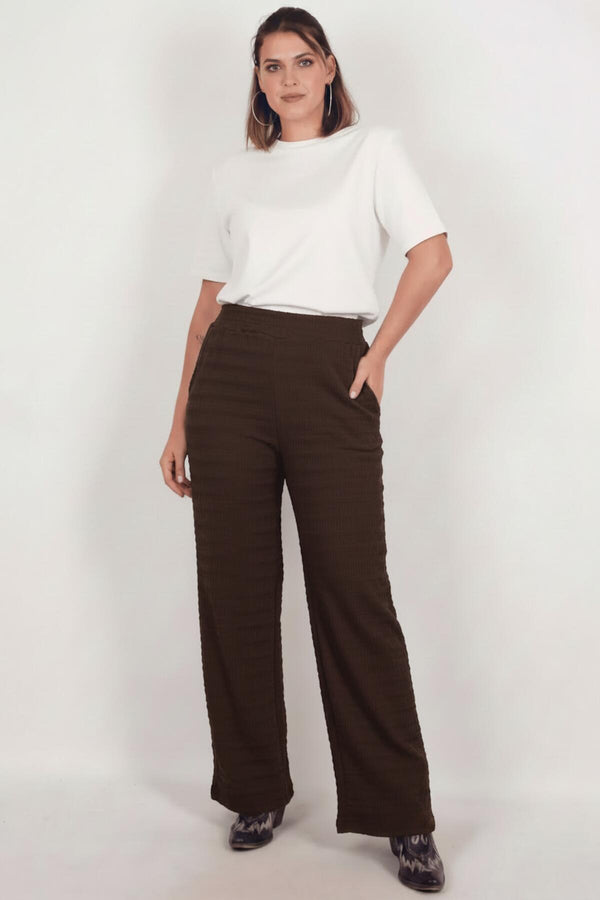 Plus - Size Wijdvallende Broek Met Golfpatroon – Bruin