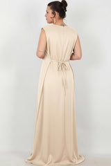 Plus - Size Geborduurde Jurk — Crème