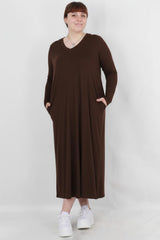 Plus - Size Lockeres Kleid Mit Rundhalsausschnitt, Lange Ärmel — Braun
