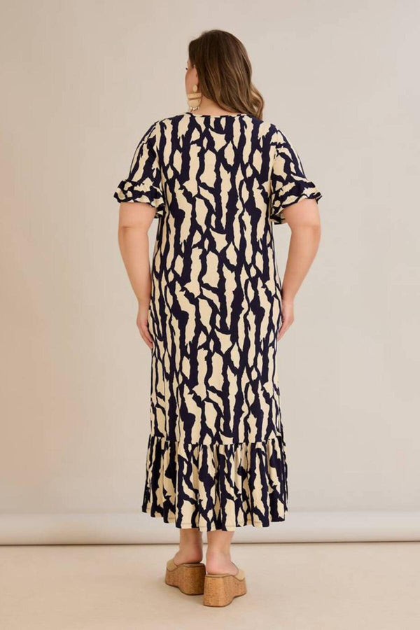 Plussize Jurk Met Print En Ruches Aan De Zoom – Multicolor