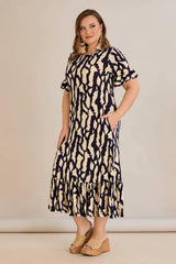 Plussize Jurk Met Print En Ruches Aan De Zoom – Multicolor