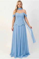 Crepe Avondjurk Met Tule Rok En Sjaaldetail — Blauw